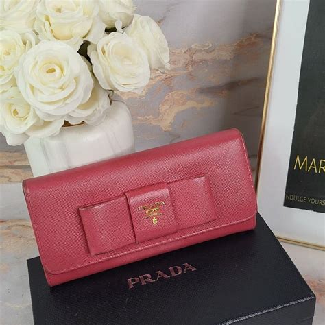 prada saffiano bow wallet review